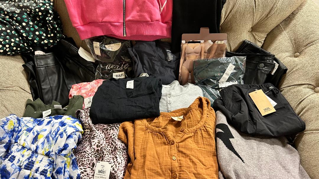 Women's Mixed Brands | Size M | NWT | Women's Assorted Clothing | 18 Pieces |